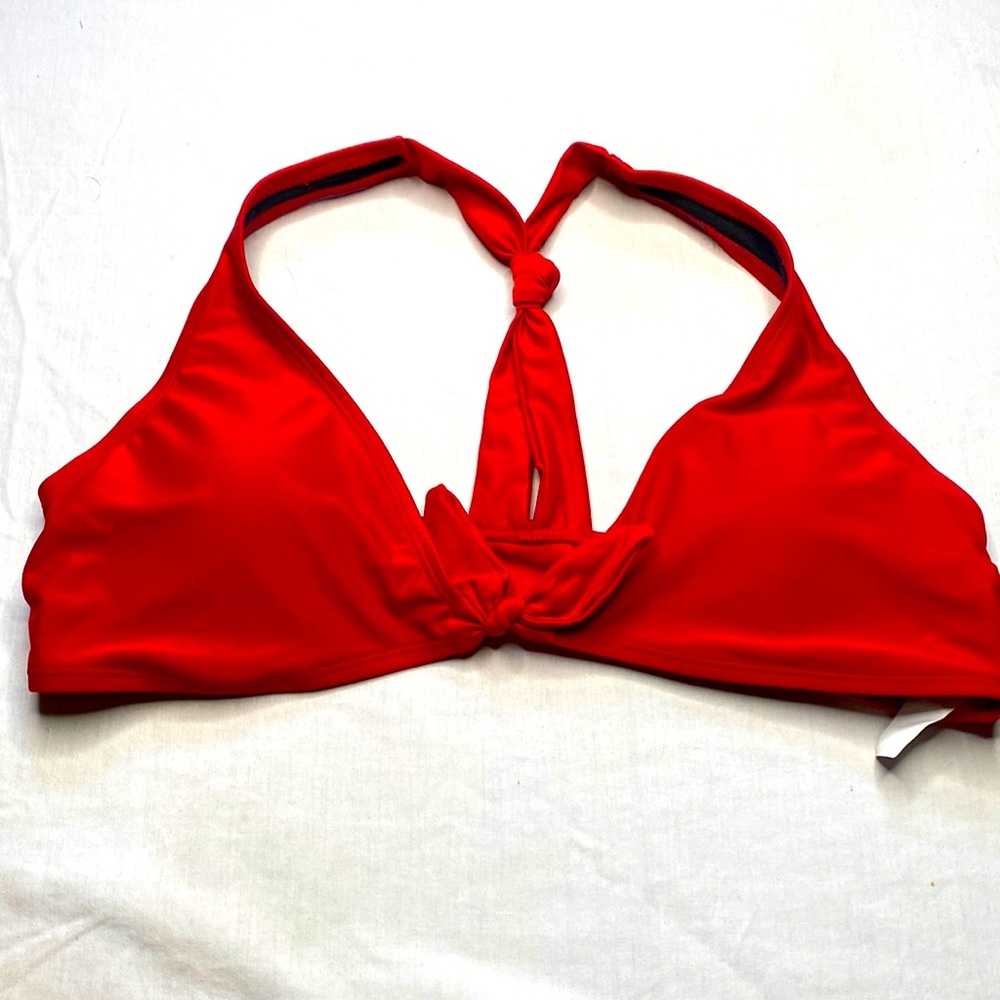 Fashion World women’s bikini top red, size L, bow in the front